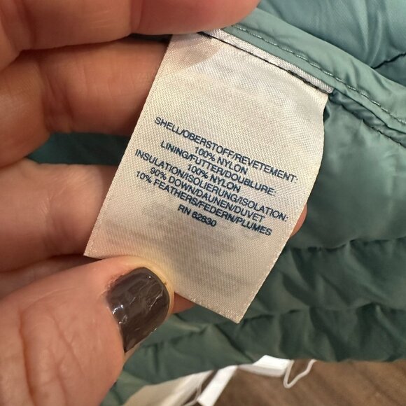 Lands’ End Ultralight Long Down Vest Women's Size Medium Petite Navy Blue - Picture 7 of 9